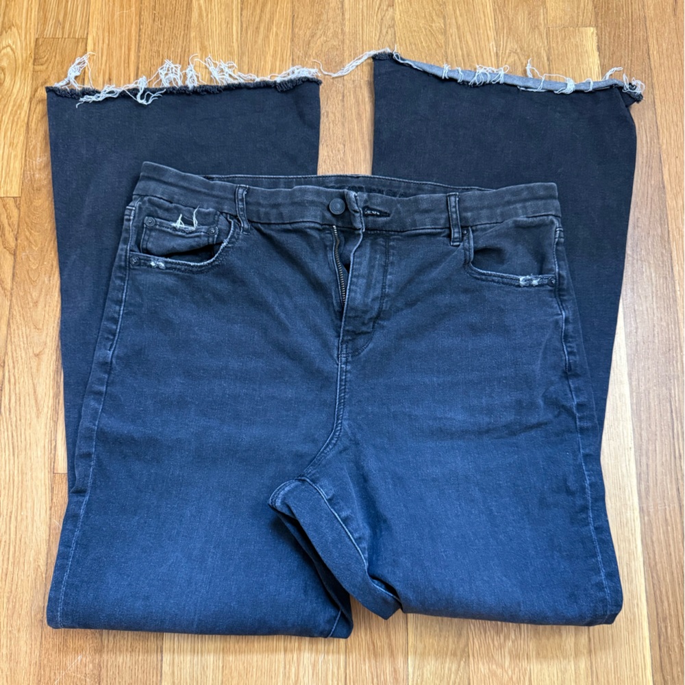 American Eagle Outfitters Curvy Super High Rise Flare Jeans